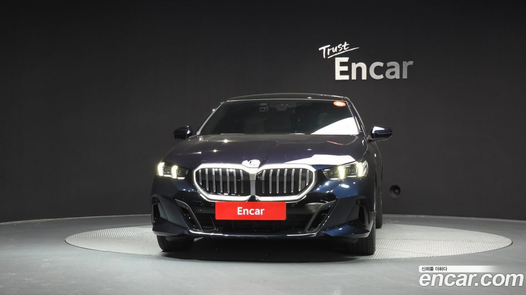 BMW 5-Series 520i M Sport, 2024