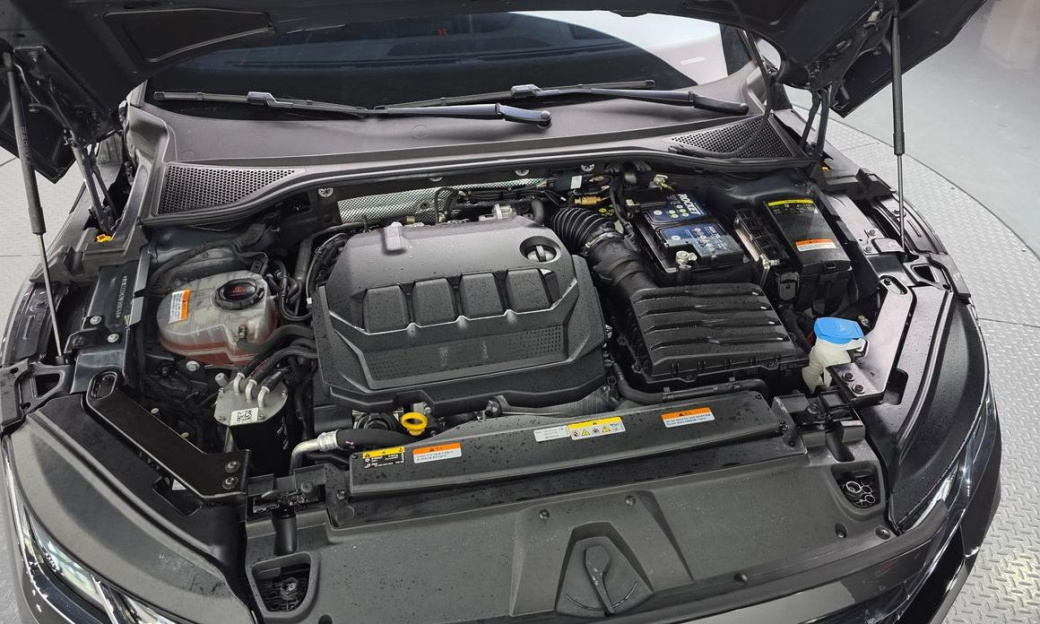 Volkswagen Arteon 2.0 TDI R-LIINE 4Motion, 2022