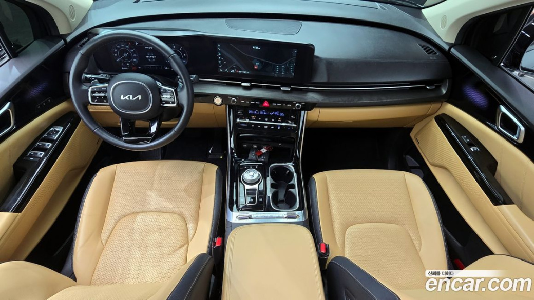 Kia Carnival 11-Seater Signature, 2023