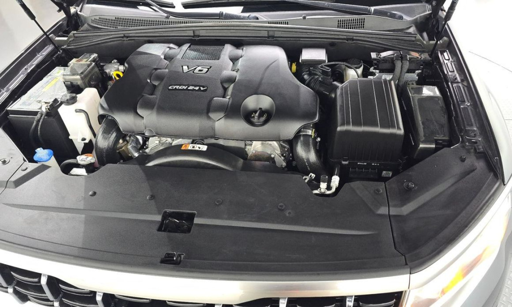 Kia Mohave Diesel 3.0 4WD 6-Seater, 2024