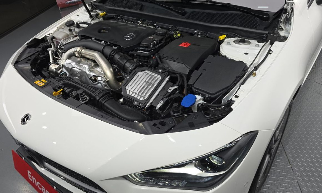 Mercedes-Benz CLA-Class CLA250 4MATIC, 2025