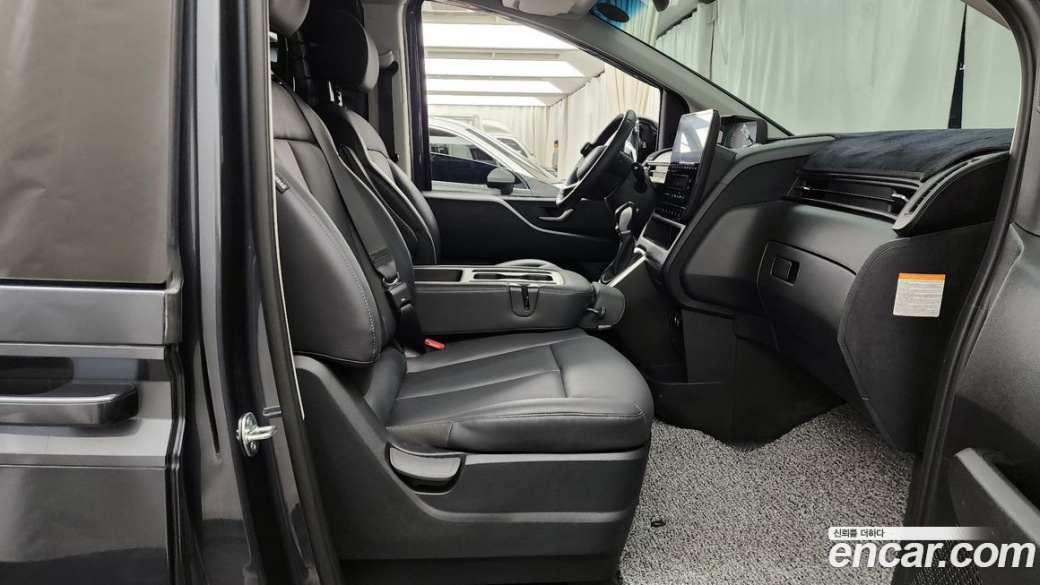 Hyundai Staria Cargo 3-Seater, 2025