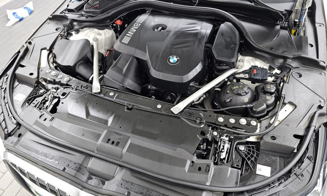 BMW 5-Series 520i M Sport, 2024