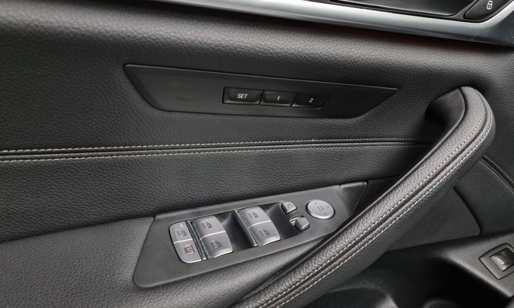 BMW 5-Series 520i M Sport, 2023
