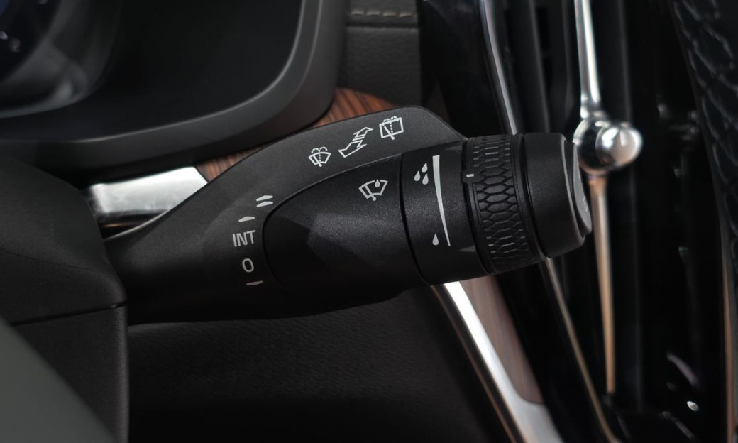 Volvo V60 B5 Ultimate AWD, 2023