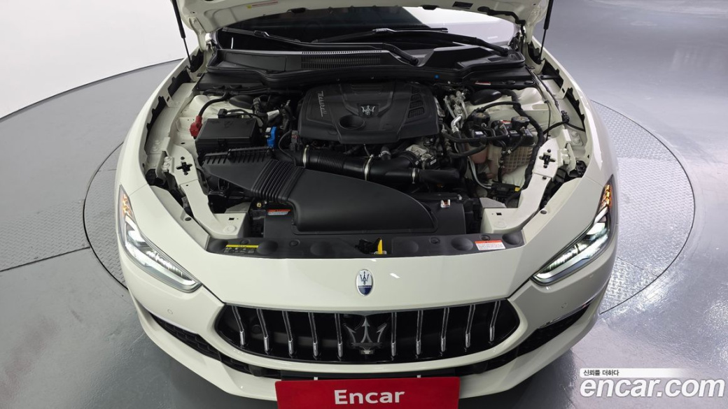 Maserati Ghibli 2.0 GT, 2022
