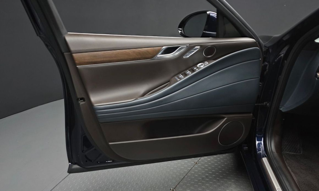 Genesis G80 Gasoline 2.5 Turbo AWD, 2024