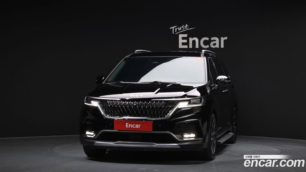 Kia Carnival 9-Seater Signature, 2023