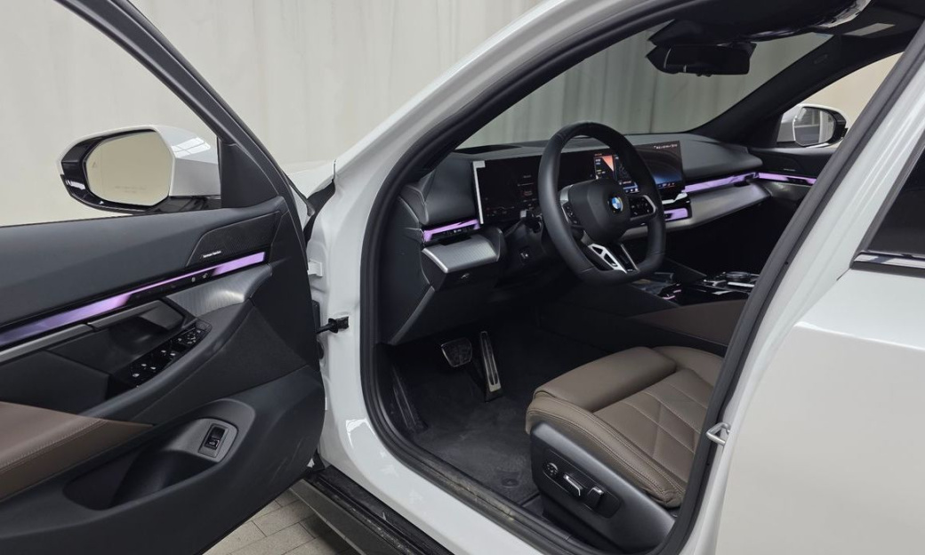 BMW 5-Series 520i Special Edition, 2026