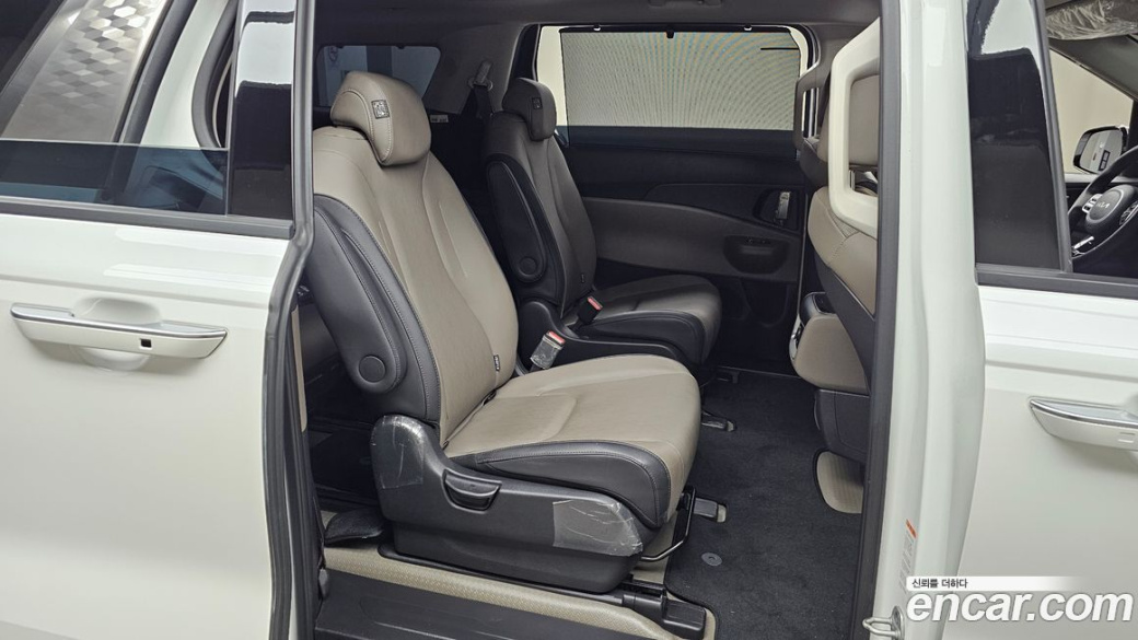 Kia Carnival 9-Seater Noblesse, 2025