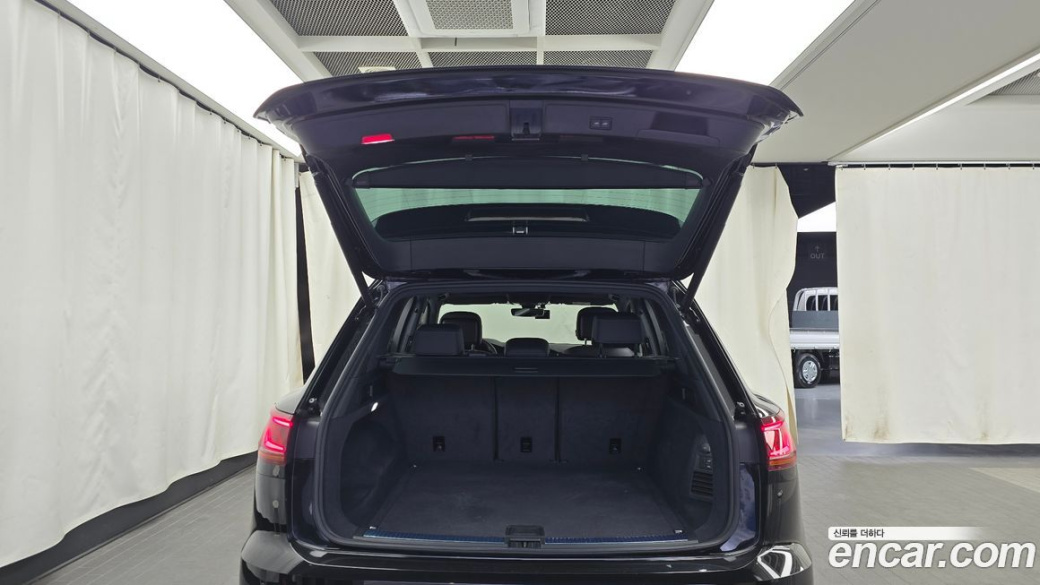 Volkswagen Touareg 3.0 TDI R-Line, 2023