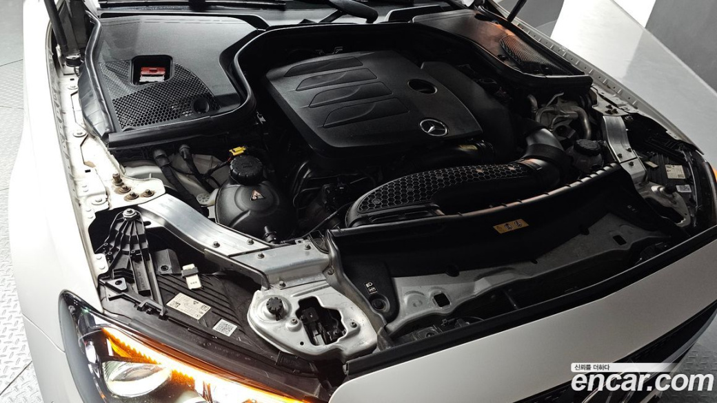 Mercedes-Benz E-Class E350 4MATIC AMG Line, 2022