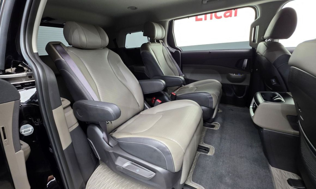 Kia Carnival 7-Seater Noblesse, 2025