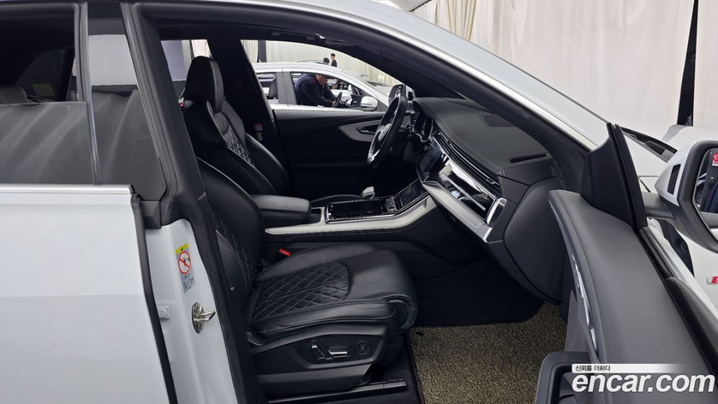 Audi Q8 50 TDI Quattro Premium, 2022