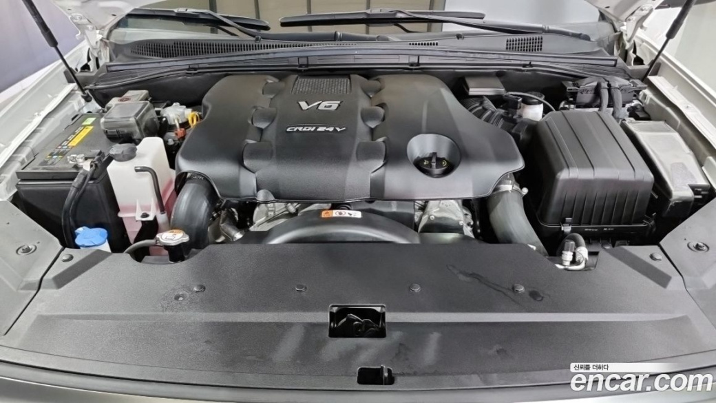 Kia Mohave Diesel 3.0 4WD 5-Seater, 2023