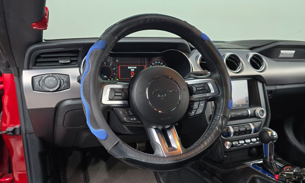 Ford Mustang Coupe, 2023