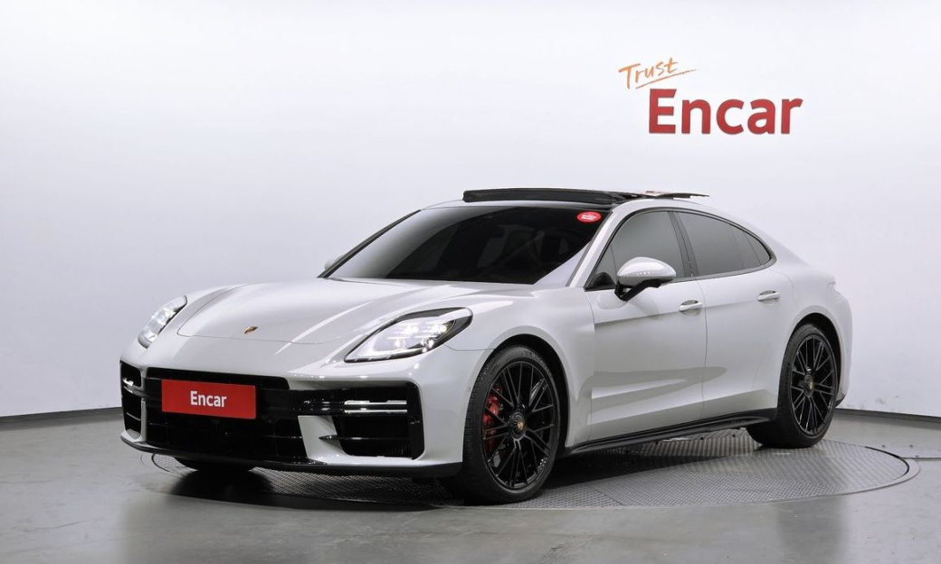 Porsche Panamera 4.0 GTS, 2025