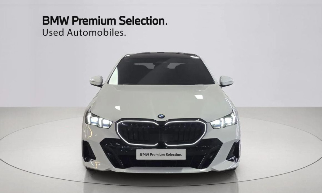 BMW 5-Series 520i Special Edition, 2025