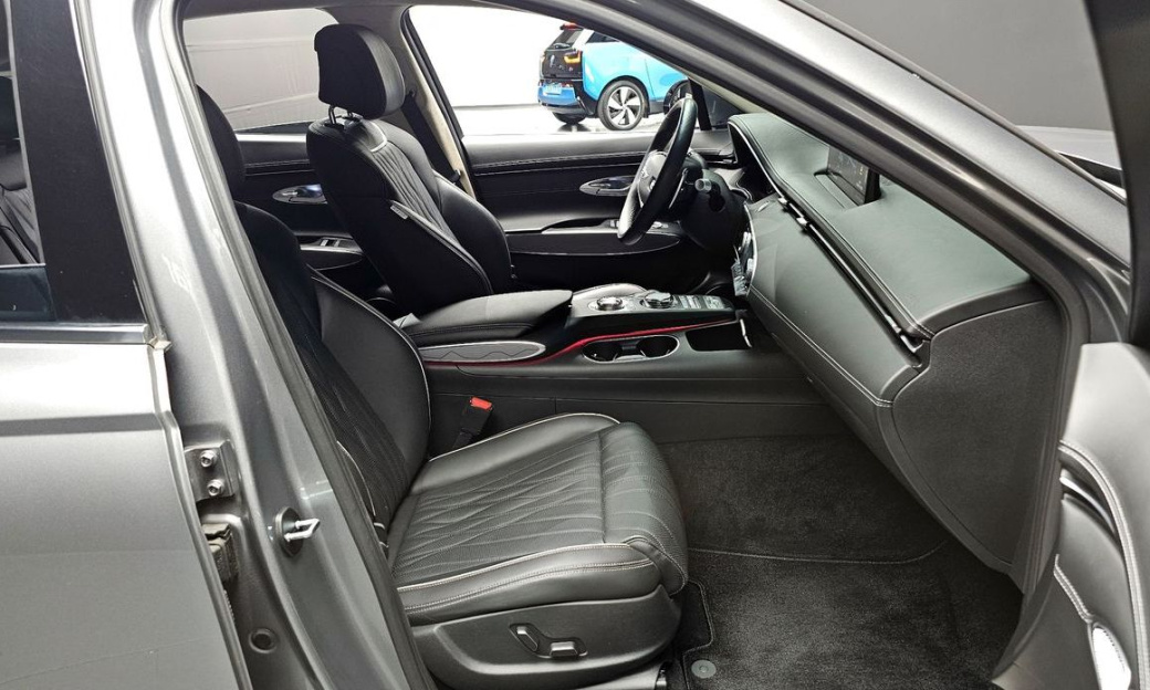 Genesis GV70 2.5T Gasoline AWD, 2023