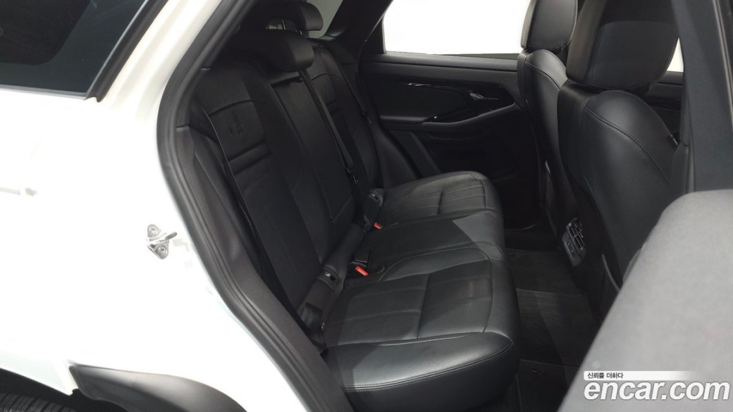Land Rover Range Rover Evoque P250 Dynamic SE, 2024