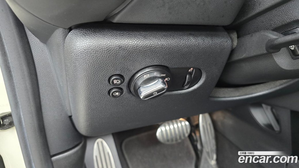 Mini Cooper Convertible JCW, 2022