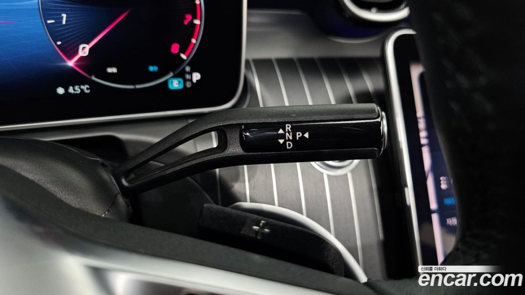 Mercedes-Benz C-Class C300 4MATIC Avantgarde, 2024