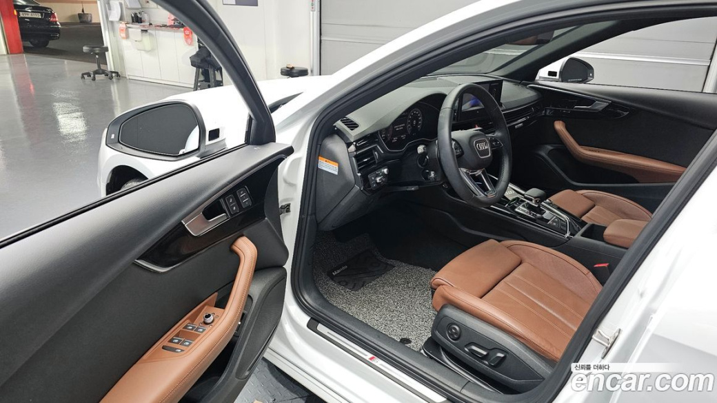 Audi A4 45 TFSI Quattro Premium, 2022