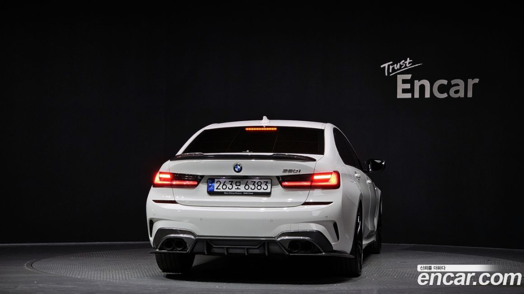 BMW 3-Series 320i M Sport, 2022
