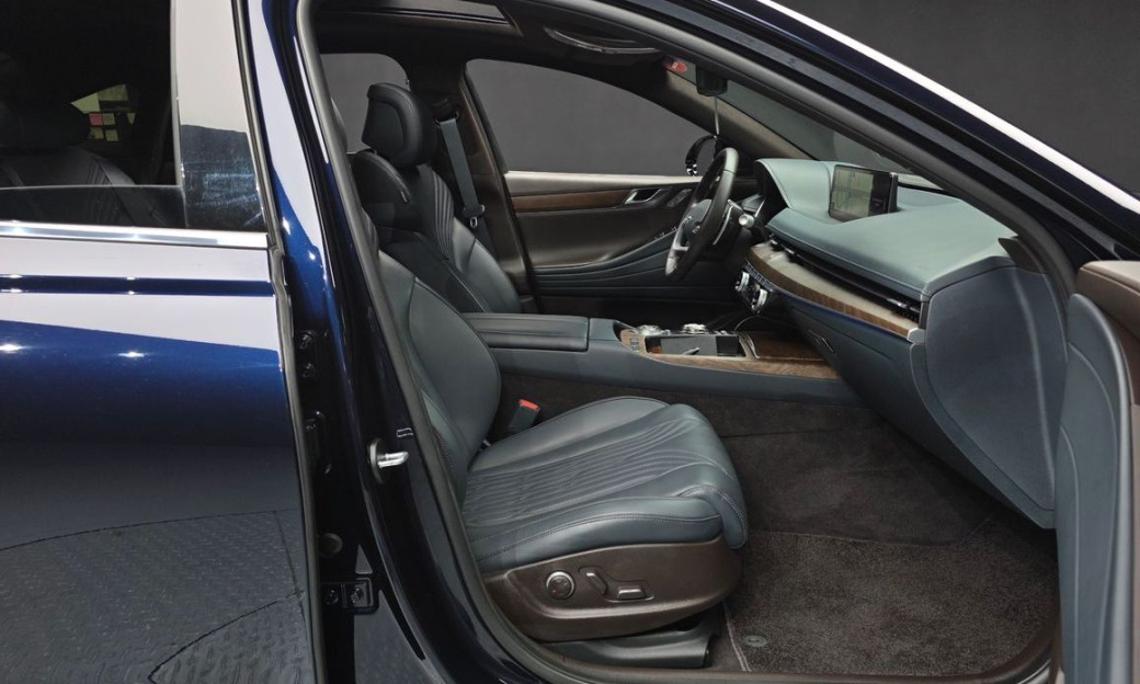 Genesis G80 Gasoline 2.5 Turbo AWD, 2024