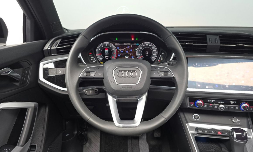 Audi Q3 40 TFSI Quattro Premium, 2025
