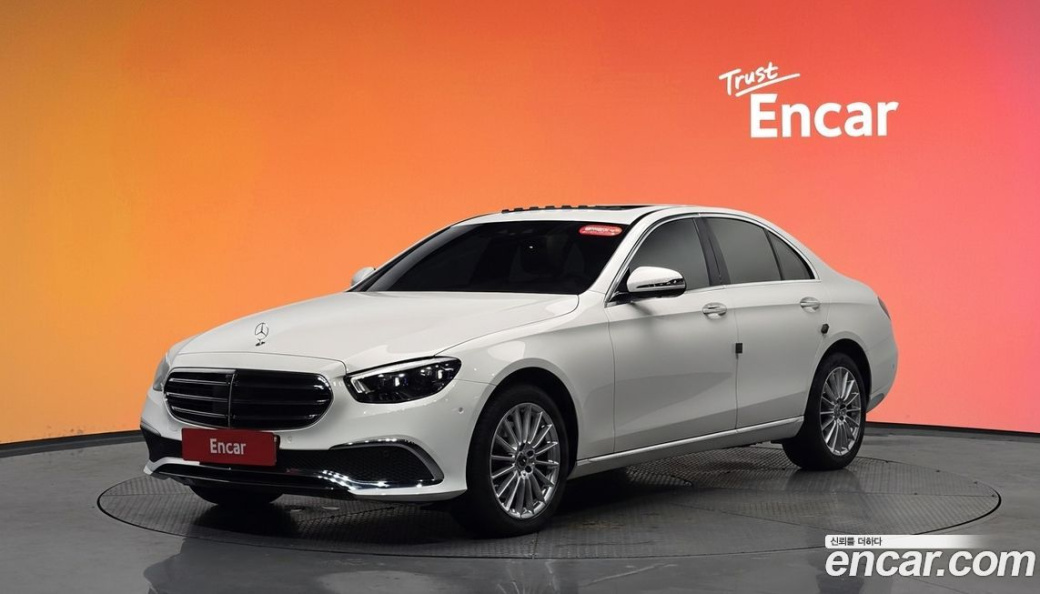 Mercedes-Benz E-Class E220d 4MATIC Exclusive, 2023