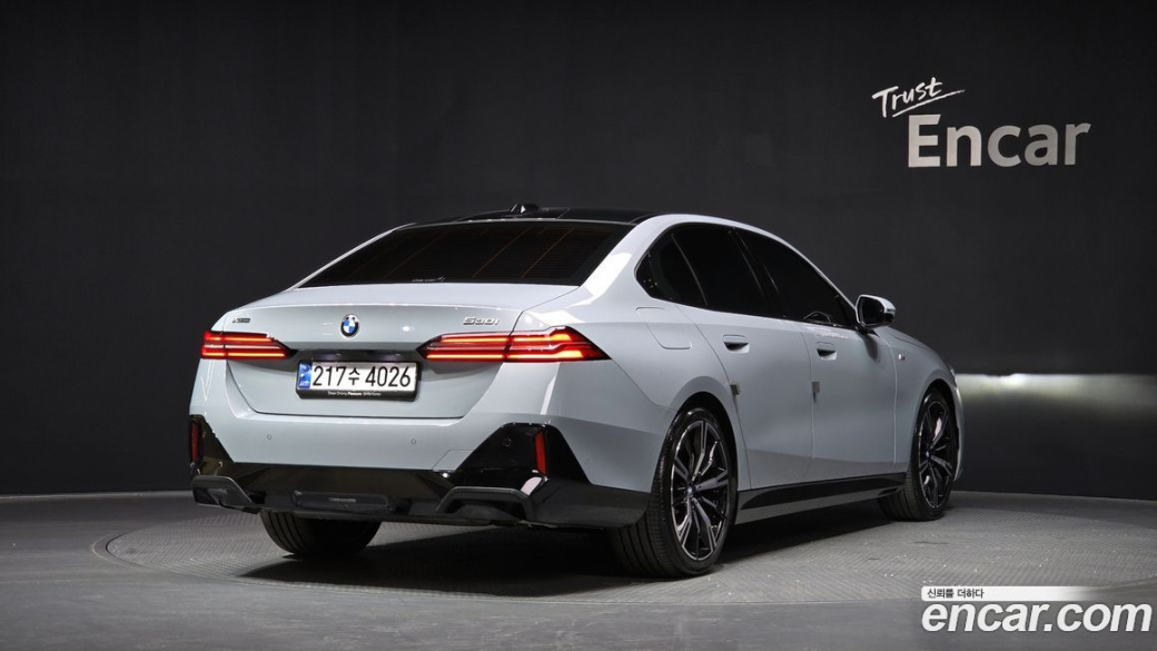 BMW 5-Series 530i xDrive M Sport, 2024