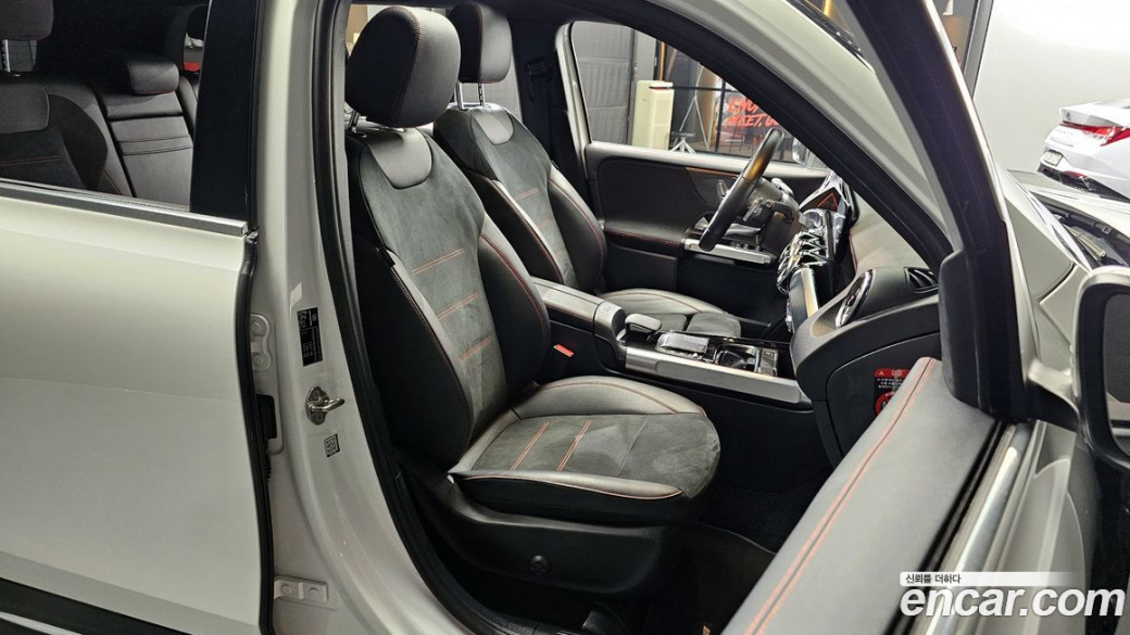 Mercedes-Benz GLB-Class GLB250 4MATIC, 2022