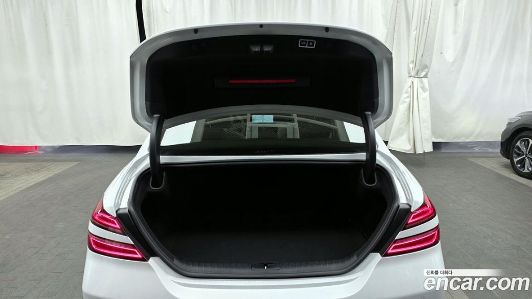 Genesis G70 Gasoline 2.5T 2WD, 2025