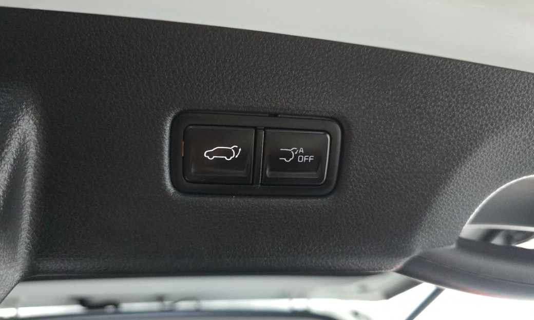 Kia Carnival 7-Seater Noblesse, 2025