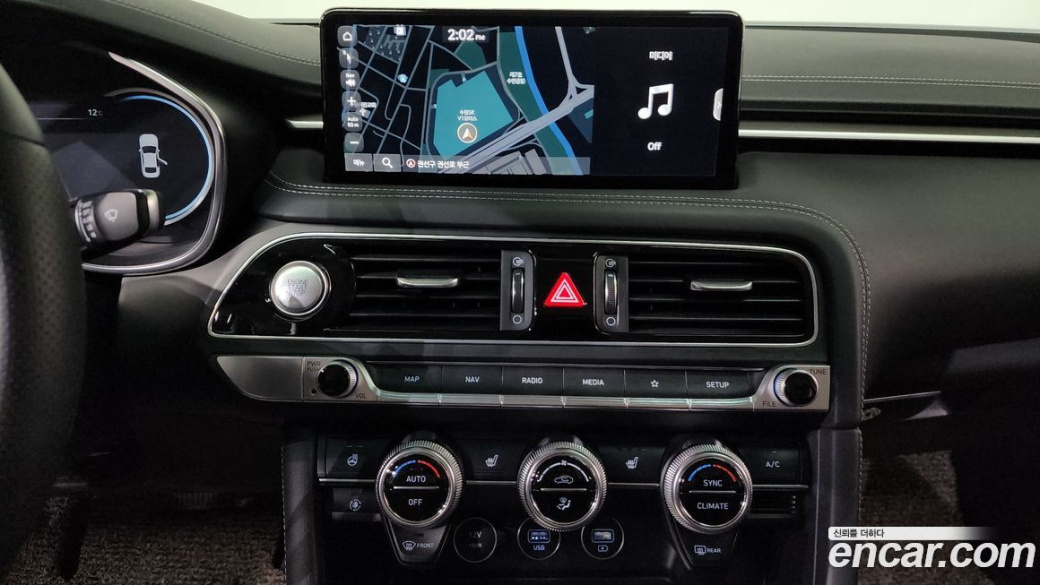 Genesis G70 Gasoline 2.0T 2WD, 2022