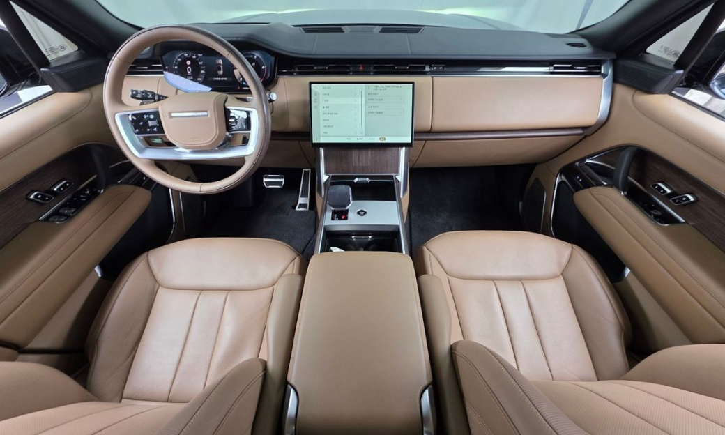 Land Rover Range Rover D350 Autobiography Long Wheel Base, 2024