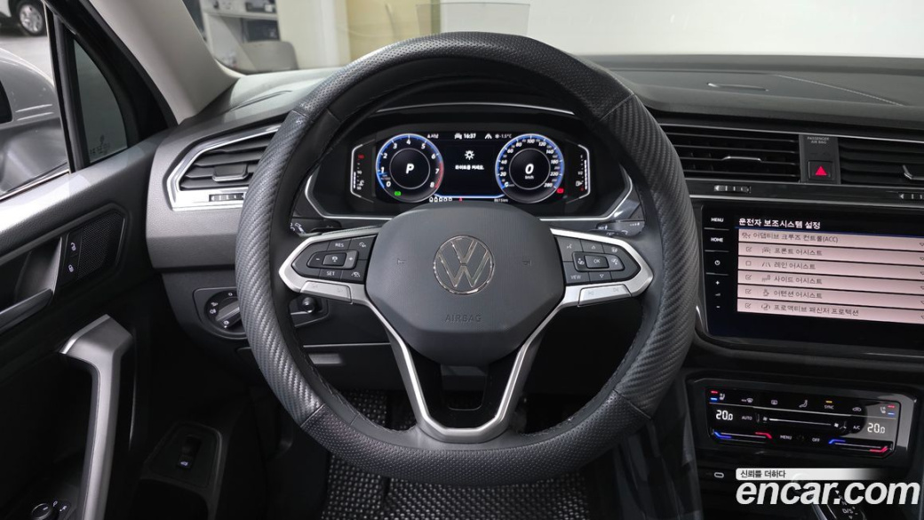 Volkswagen Tiguan 2.0 TSI Prestige, 2024