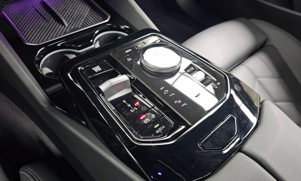 BMW 5-Series 520i M Sport, 2024