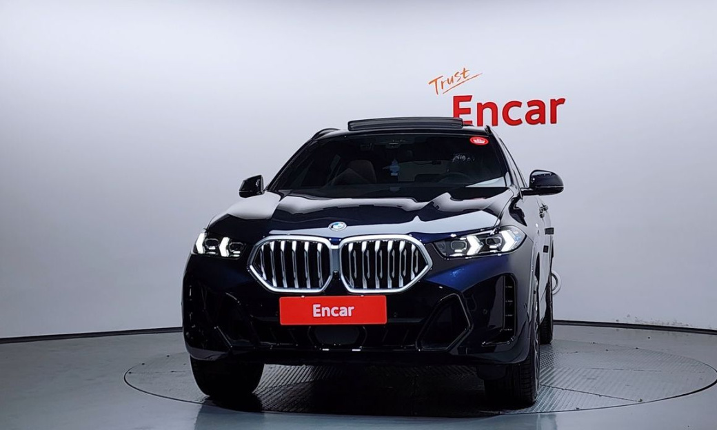 BMW X6 xDrive40i M Sport, 2025