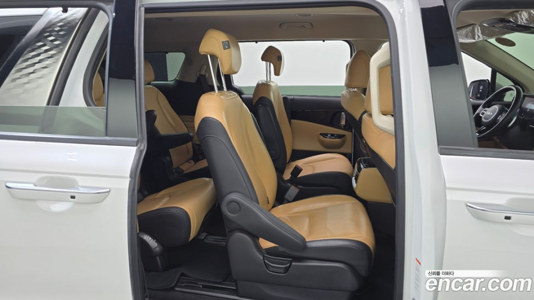Kia Carnival 9-Seater Noblesse, 2023