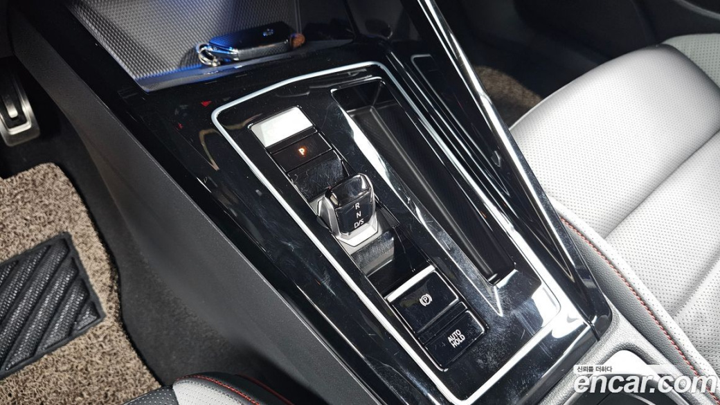 Volkswagen Golf 2.0 GTI, 2024