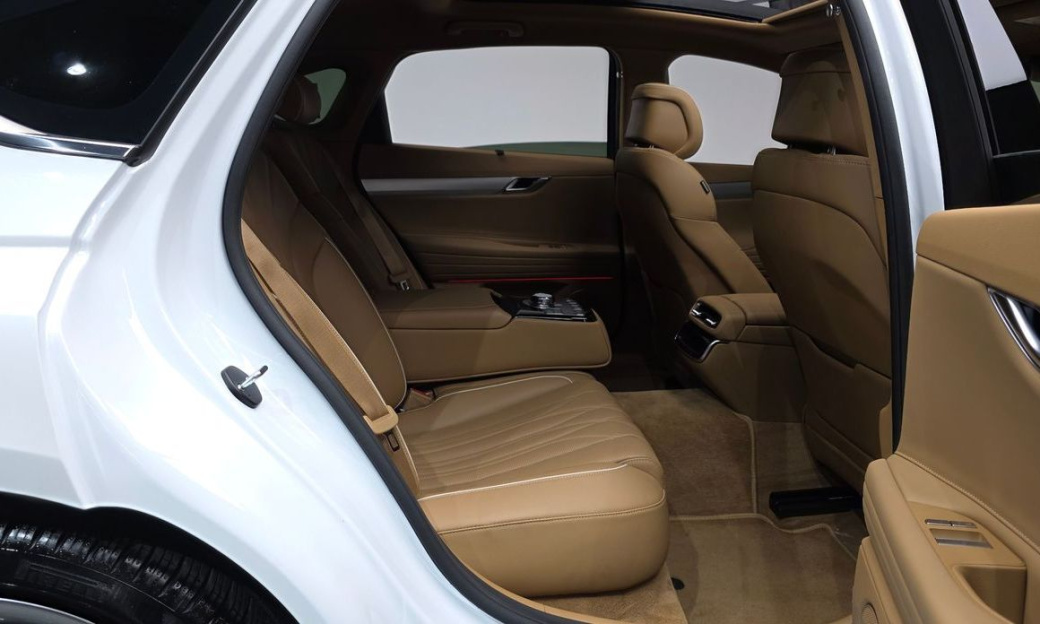 Genesis G80 Gasoline 2.5 Turbo AWD, 2025
