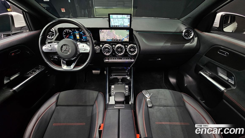 Mercedes-Benz GLA-Class GLA250 4MATIC, 2022
