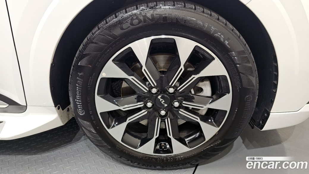 Kia Carnival 7-Seater Hi-Limousine, 2022