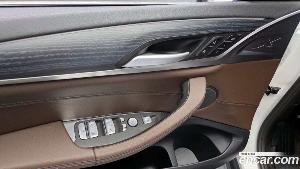 BMW X4 xDrive20i xLine, 2025