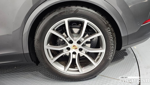 Porsche Cayenne 3.0, 2024