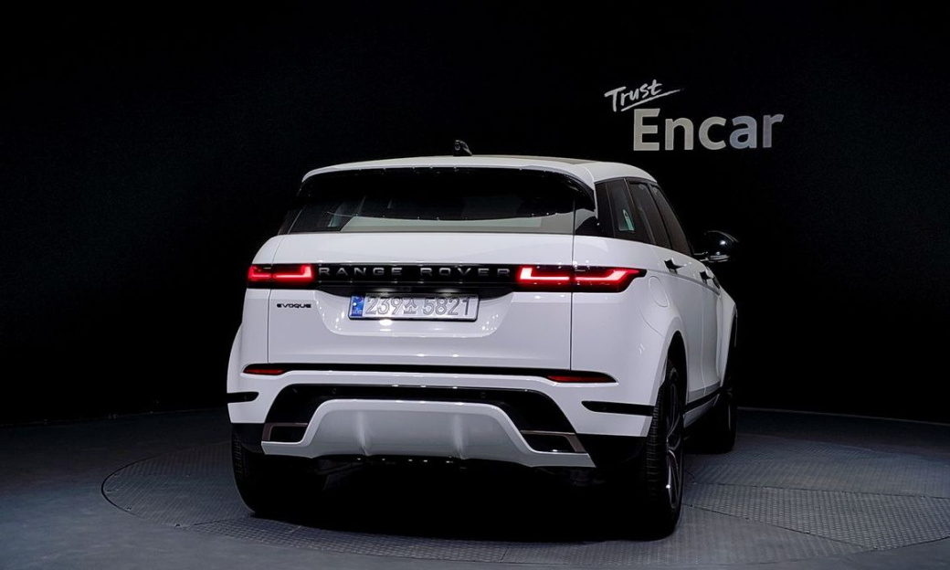 Land Rover Range Rover Evoque P250 Dynamic SE, 2024