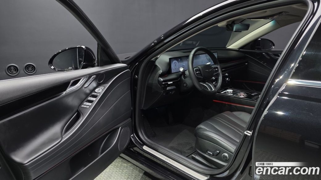 Genesis G80 Gasoline 2.5 Turbo AWD, 2025