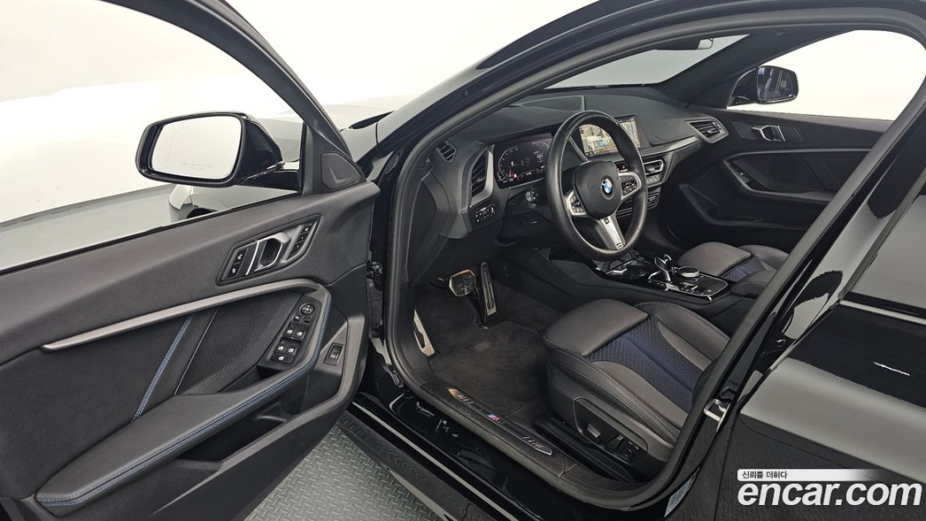 BMW 1-Series 120i M Sports, 2024